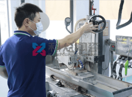 黃色精密陶瓷漏斗零件平面磨加工